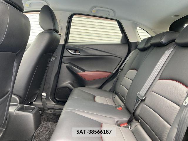 Mazda CX-3 2015-06 351054-12