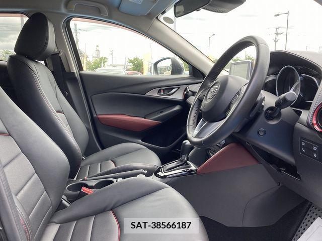 Mazda CX-3 2015-06 351054-10
