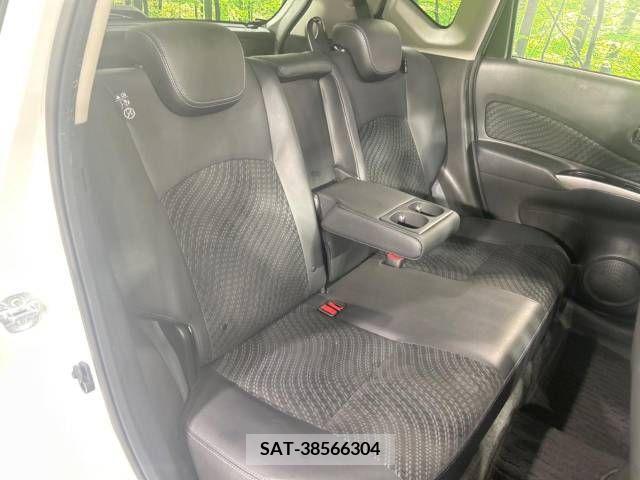 Nissan NOTE 2013-12 365443-9