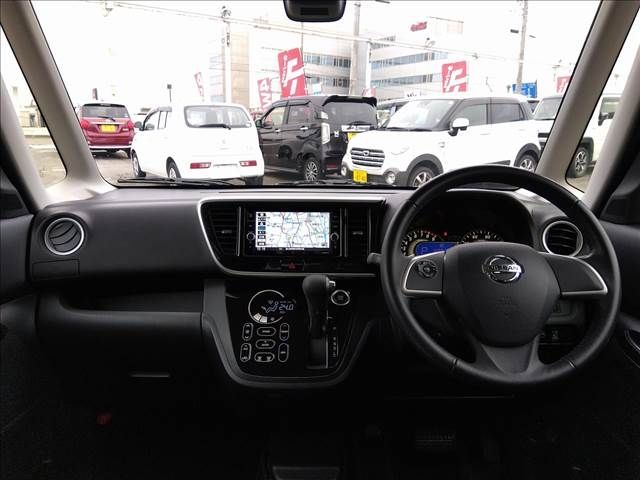 Nissan DAYZ ROOX 2019-08 191921-1