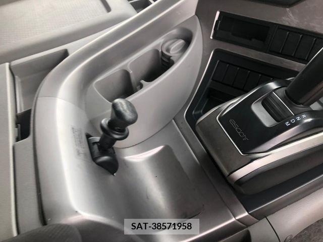 Nissan QUON 2018-09 354595-25