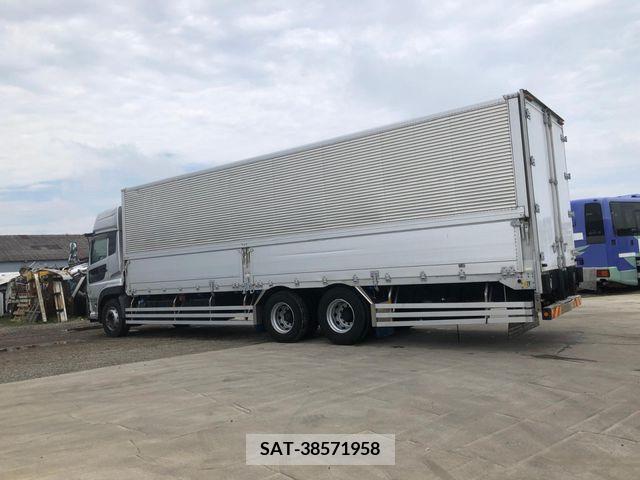 Nissan QUON 2018-09 354595-4