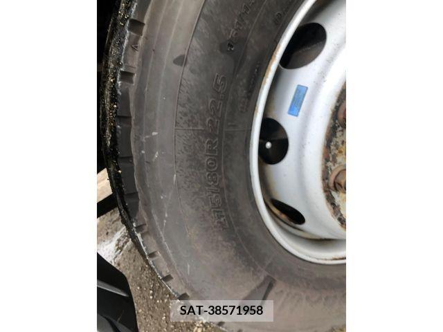 Nissan QUON 2018-09 354595-17