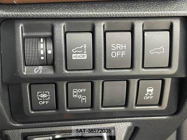 Subaru FORESTER 2018-09 270196-5