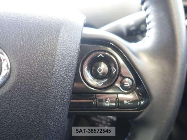 Toyota PRIUS 2020-12 211457-18