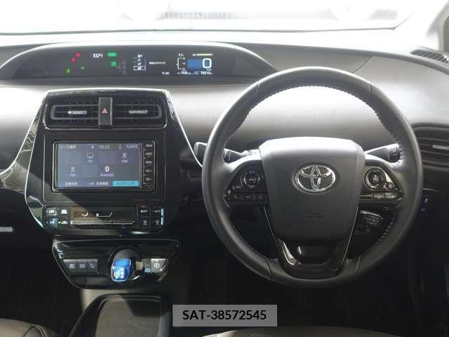 Toyota PRIUS 2020-12 211457-16