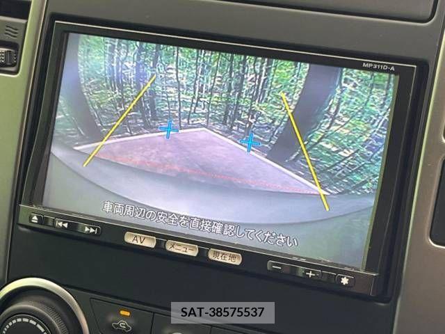 Nissan TIIDA 2012-01 326893-3