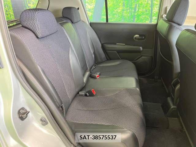 Nissan TIIDA 2012-01 326893-9
