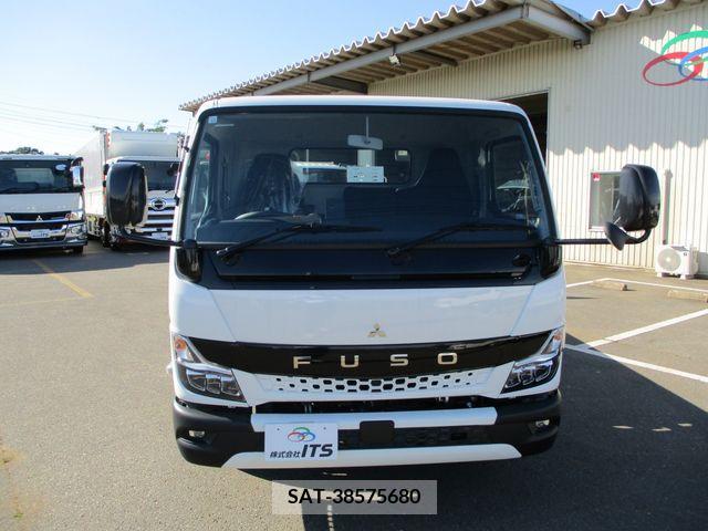 Mitsubishi CANTER 2023-11 294512-1