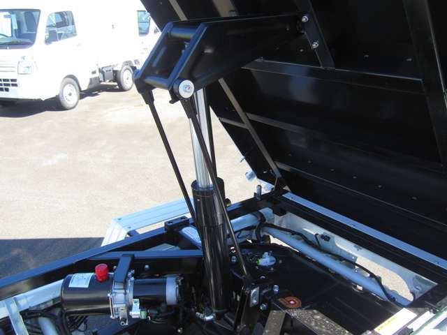 Nissan CLIPPER 2023-10 10442-14