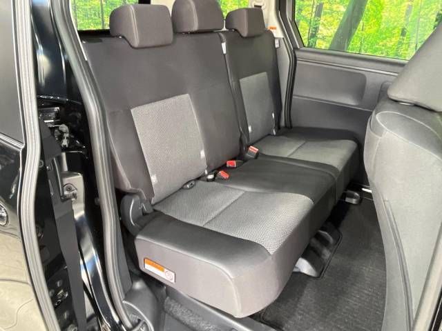 Toyota SIENTA 2023-03 182819-9