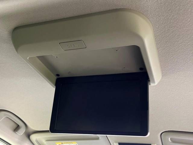 Nissan SERENA 2019-01 182821-4
