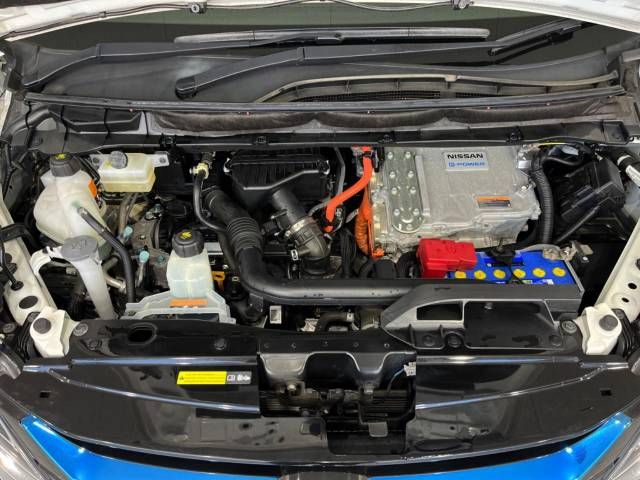 Nissan SERENA 2019-01 182821-18