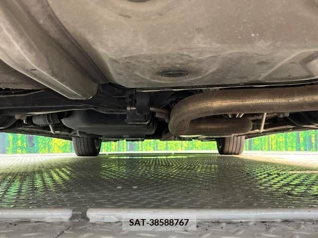 Toyota ALPHARD 2023-01 389036-18