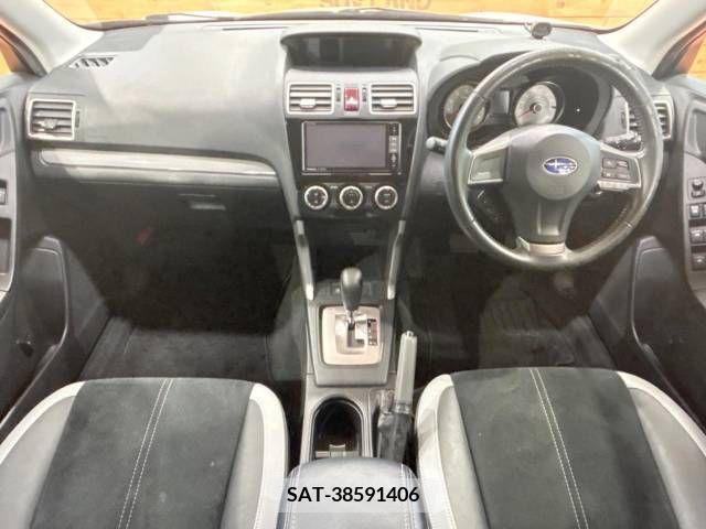 Subaru FORESTER 2015-10 382494-1