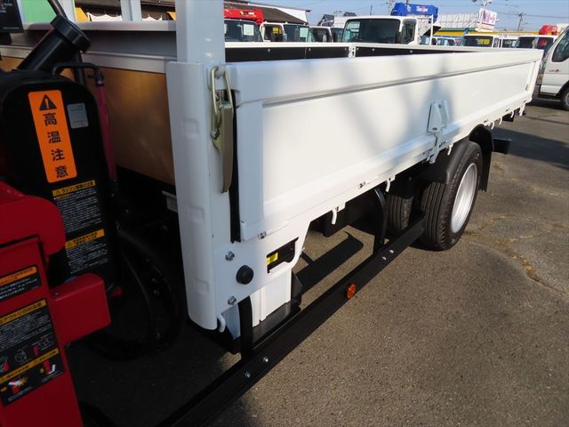 Mitsubishi CANTER 2023-01 3615-9