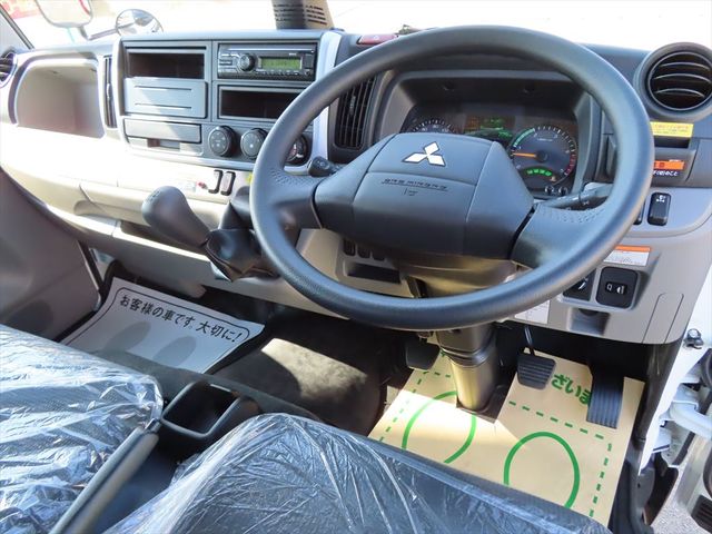 Mitsubishi CANTER 2023-01 3615-1
