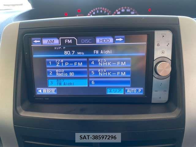 Toyota VOXY 2011-06 348775-13