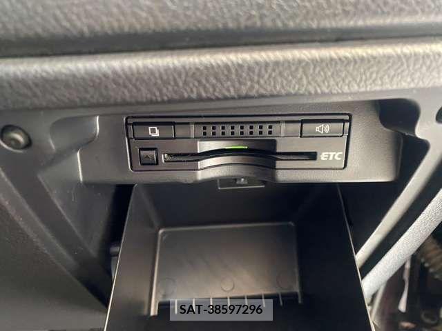 Toyota VOXY 2011-06 348775-16