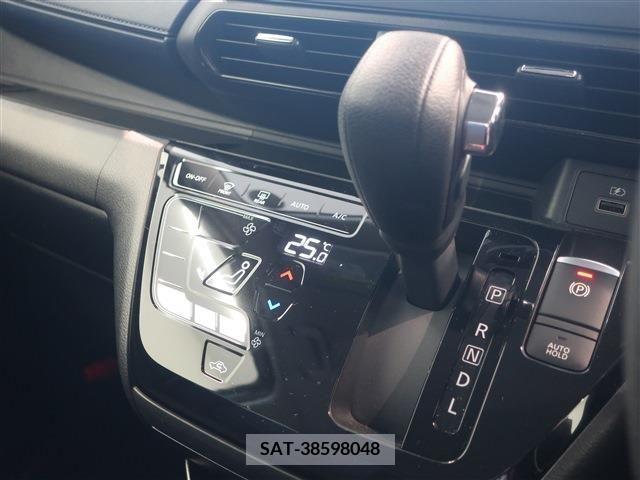 Nissan DAYZ 2021-10 210352-15