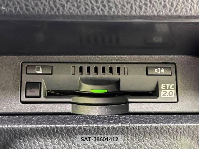 Toyota NOAH 2019-02 321603-7