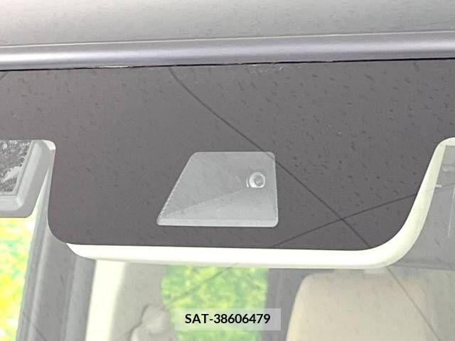 Honda N BOX 2022-05 278754-4