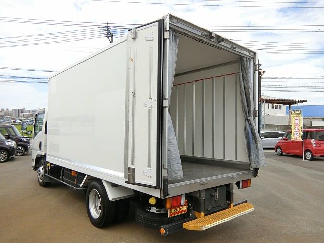 Isuzu ELF TRUCK 2017-02 8614-12