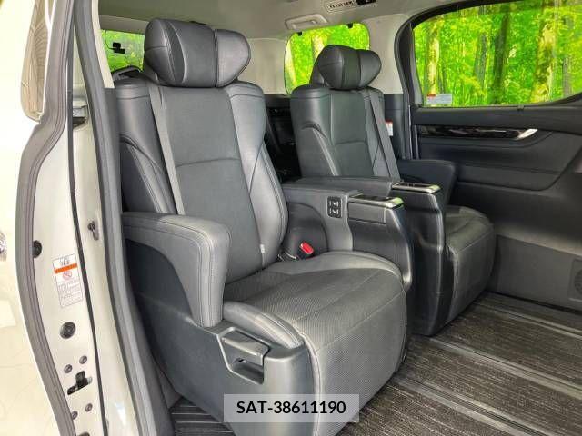 Toyota ALPHARD 2021-06 221940-9