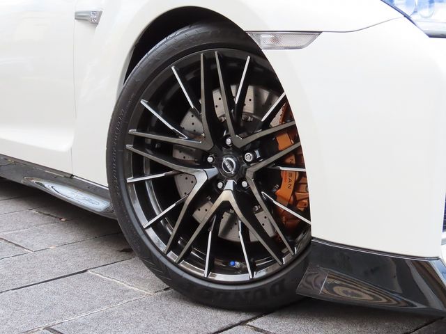 Nissan GT-R 2022-03 25924-7