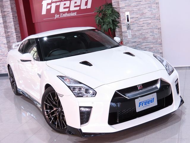 Nissan GT-R 2022-03 25924-2