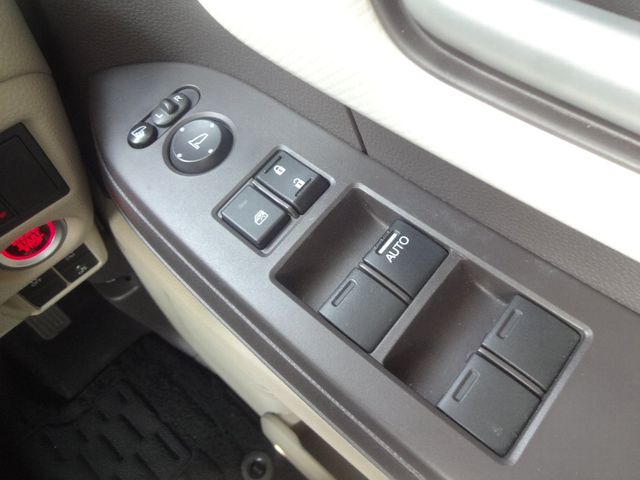 Honda N BOX 2018-07 8949-22
