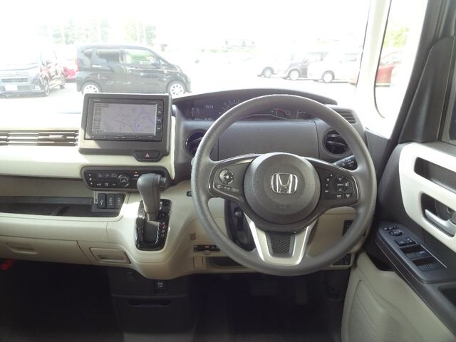 Honda N BOX 2018-07 8949-9