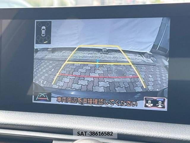Lexus IS 2022-07 275445-6