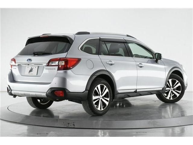 Subaru OUTBACK 2021-01 196719-1