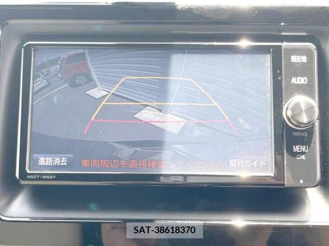 Toyota NOAH 2017-09 321551-6