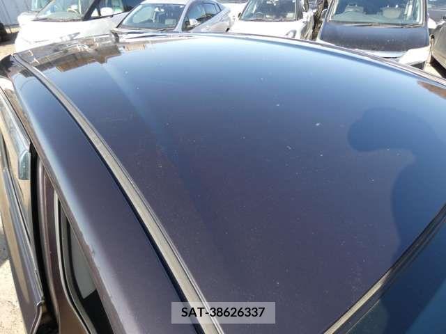 Nissan NOTE 2013-02 256846-9