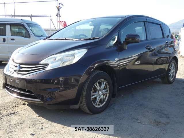 Nissan NOTE 2013-02 256846-4