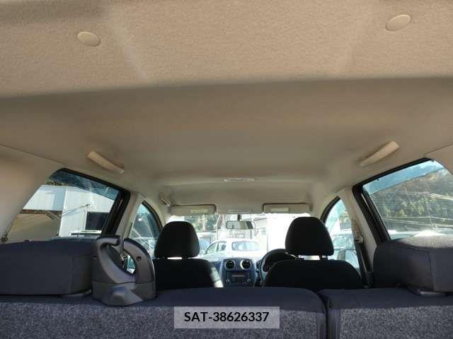 Nissan NOTE 2013-02 256846-8