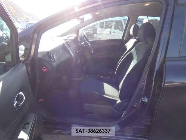 Nissan NOTE 2013-02 256846-2