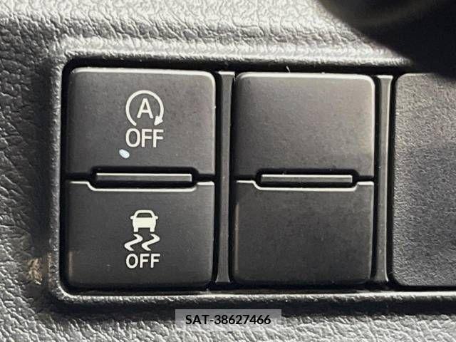 Toyota SIENTA 2015-10 298355-7