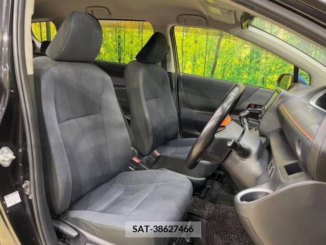 Toyota SIENTA 2015-10 298355-8