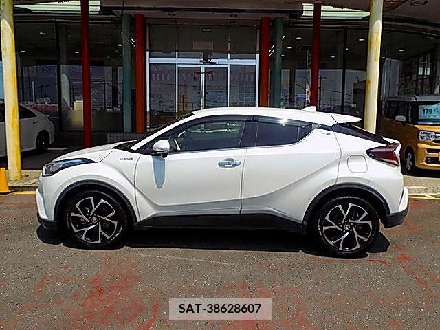 Toyota C-HR 2018-03 331238-13