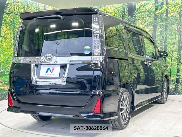 Toyota VOXY 2014-02 342219-18