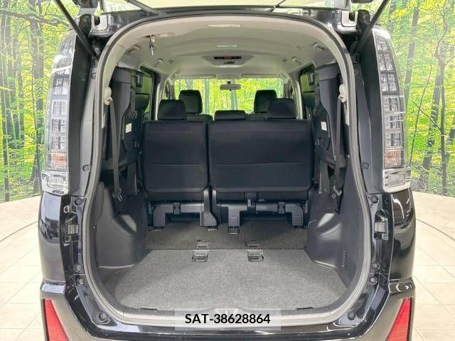 Toyota VOXY 2014-02 342219-11
