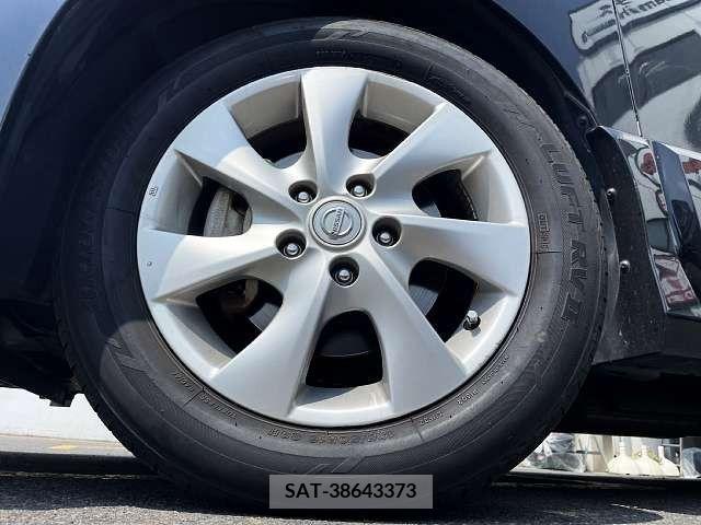 Nissan SERENA 2010-12 367765-3