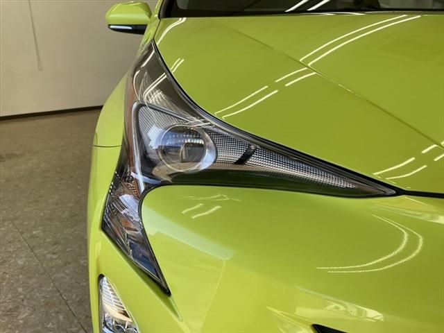 Toyota PRIUS 2016-09 188309-9