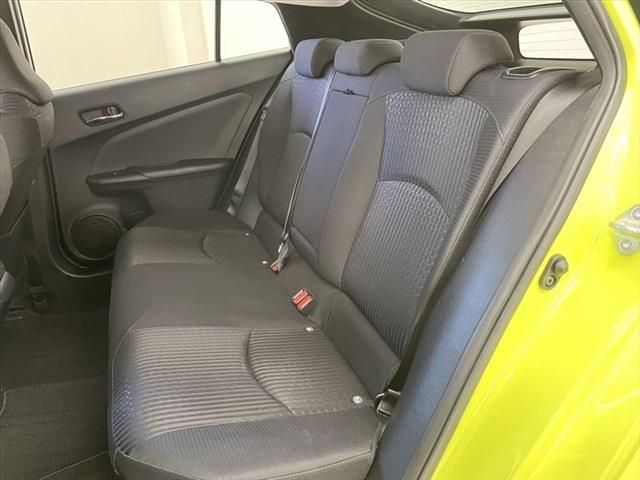Toyota PRIUS 2016-09 188309-22