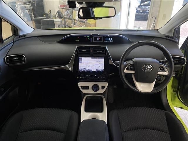 Toyota PRIUS 2016-09 188309-18