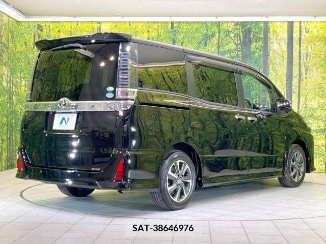 Toyota VOXY 2019-02 289032-18