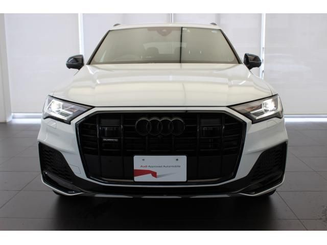 Audi Q7 2022-09 6208-1
